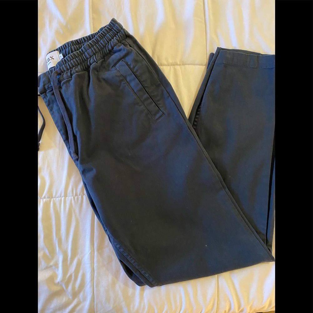 Men’s elastic waste drawstring pants. Never worn!